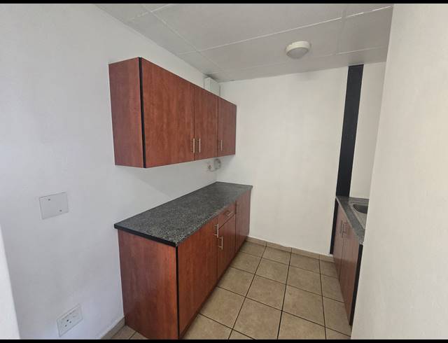 150M² WAREHOUSE TO LET IN BENONI SOUTH